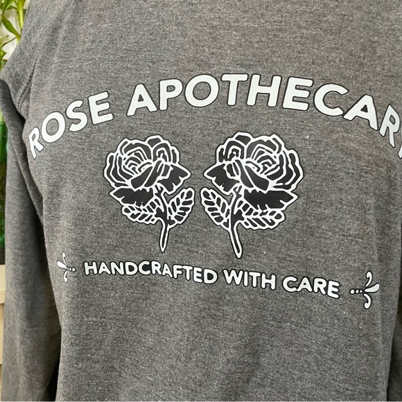 Rose Apothecary Thin Sweatshirt -Schitt’s Creek - Picture 2 of 4